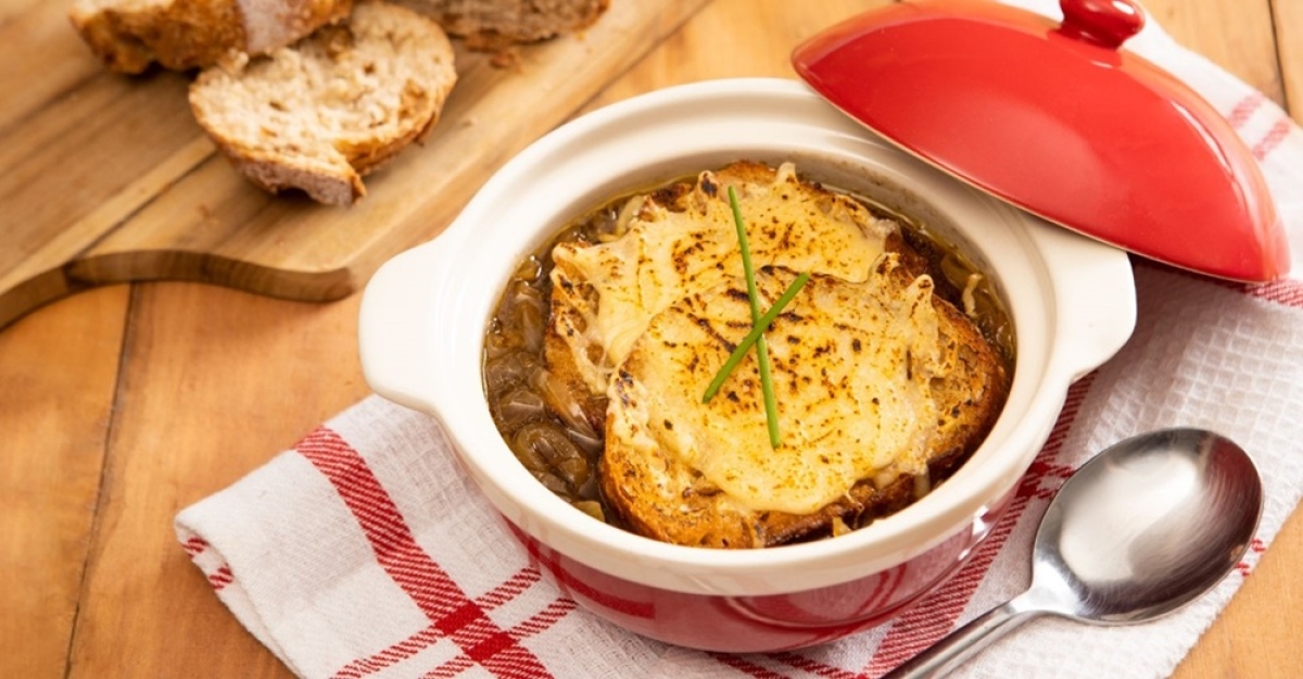 Sopa de Cebola Francesa com Queijo Suíço - Foto: Divulgação/Marca Tirolez
