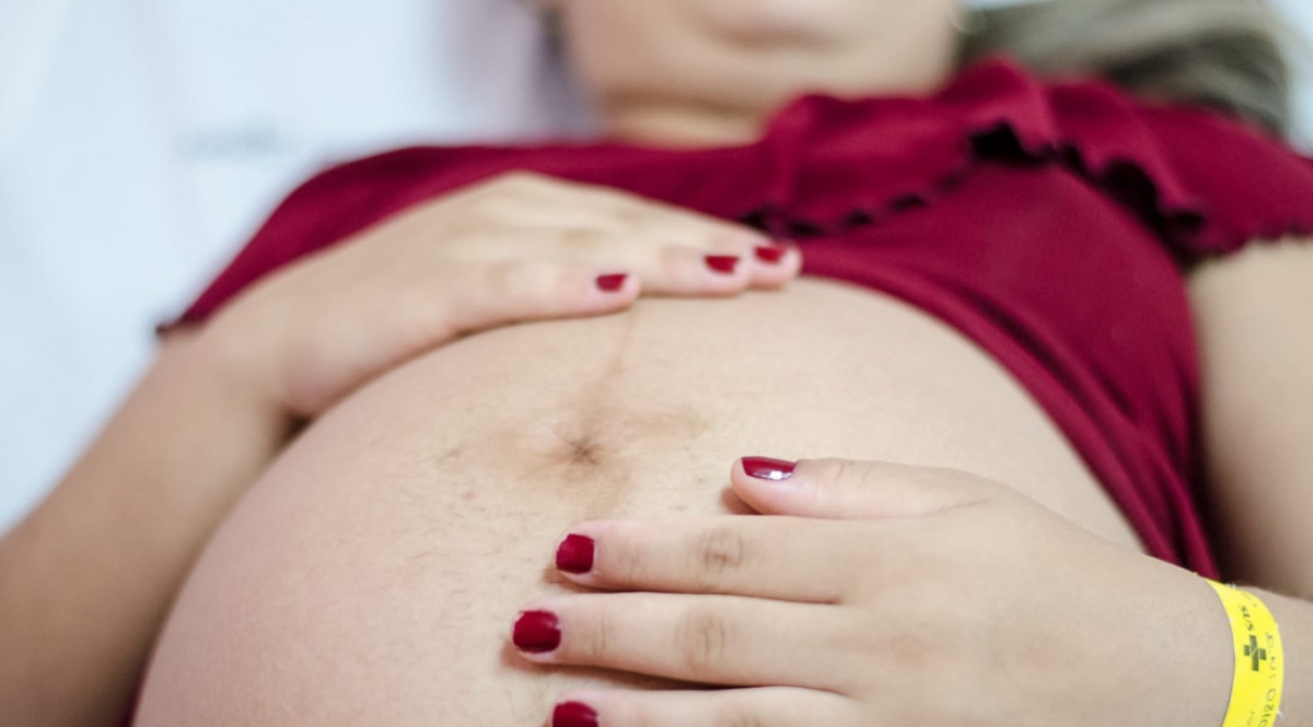 A infecção pode ocorrer por meio da ingestão de alimentos ou água contaminados, contato com fezes de gatos ou solo contaminado - Foto: Ascom SES/Governo de Sergipe
