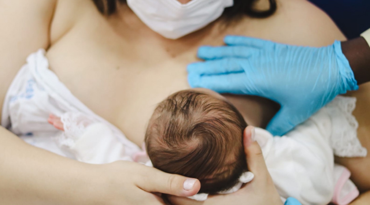 Saúde alerta sobre os perigos da amamentação cruzada - Foto: Ascom SES
