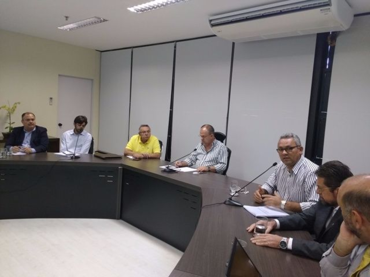 Governo de Sergipe estuda modelos de gesto para o fortalecimento dos recursos hdricos (Foto Semarh/SE)