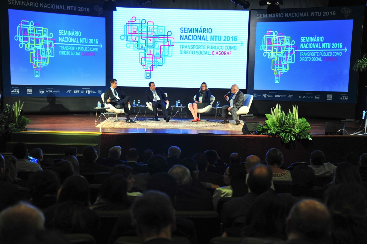 Fundo para transporte p�blico � tema de debate para baratear tarifa e gerar melhorias (Foto: Assessoria Setransp/Aracaju)