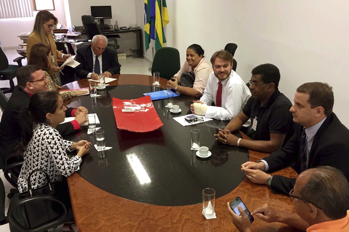 Servidores das tr�s funda��es far�o paralisa��o de 24 horas (Imagem: Sintasa)