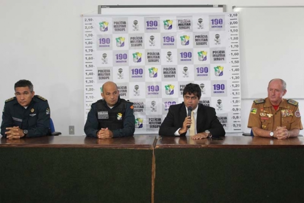 PM e BM re�nem as tropas para anunciar envio de projetos de lei das carreiras � Alese (Imagem: SSP/SE)