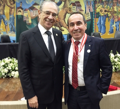 Fons�ca ao lado do conselheiro-presidente do TCE de Minas, Sebasti�o Helvecio (Imagem: TCE/SE)
