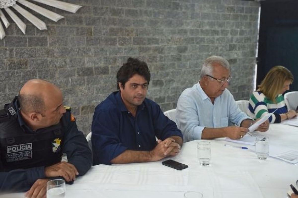 Jackson Barreto discute projeto dos militares que vai para an�lise da Assembleia Legislativa (Imagem: SSP/SE)