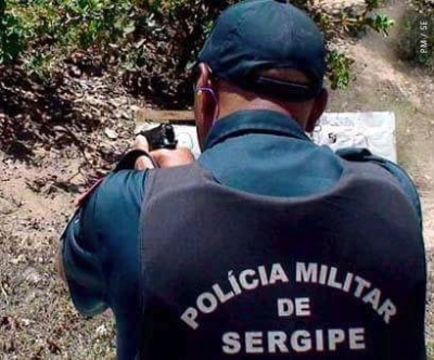 Quinteto  preso por trfico de drogas no bairro Luzia (Imagem: SSP/SE)