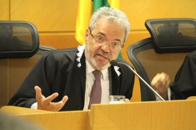 Conselheiro-presidente Clvis Barbosa tem alertado gestores para necessidade de colaborar com a transio de governo (Imagem: Cleverton Ribeiro/TCE/SE)