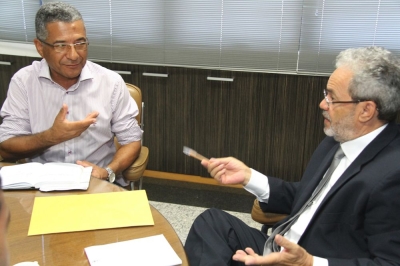 Prefeito eleito de Japoat� busca orienta��es junto ao Tribunal de Contas de Sergipe (Imagem: Cleverton Ribeiro/TCE/SE)