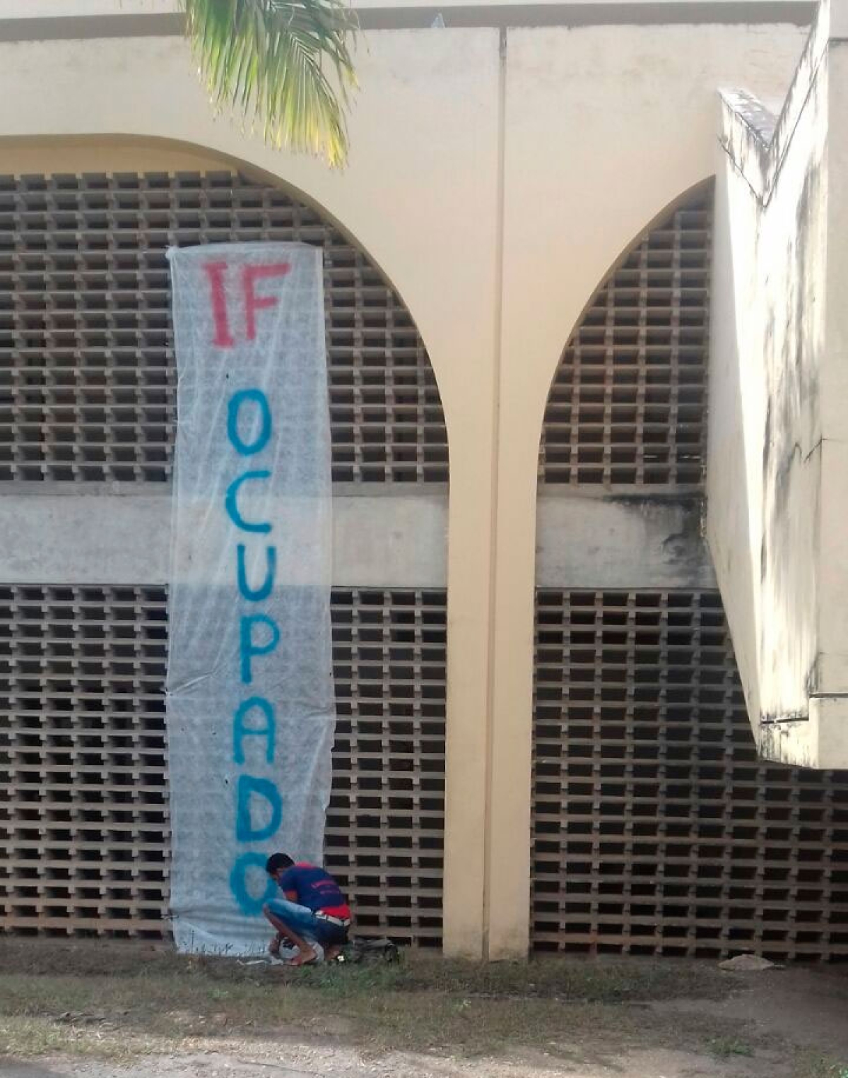 Alunos do IFS, Campus Lagarto, ocupam o pr�dio em manifesta��o (Imagem: Portal Lagartense)