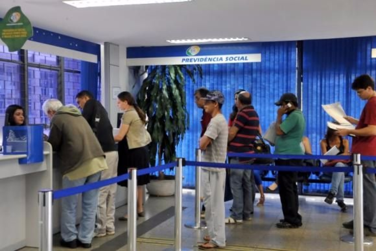 Especialista em Finanas Pblicas, o professor Jos Matias-Pereira, do departamento de Administrao da Universidade de Braslia alerta para os riscos de uma deciso irrefletida (Imagem: Antonio Cruz/Agncia Brasil)