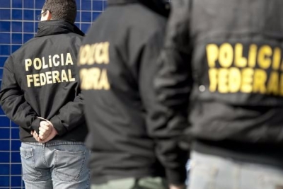 Opera��o da PF contra o tr�fico internacional de drogas � desenvolvida em conjunto com a pol�cia do Paraguai (Imagem: Marcelo Camargo/Ag�ncia Brasil)