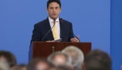 O ministro das Cidades, Bruno Ara�jo, durante lan�amento do Cart�o Reforma, no Pal�cio do Planalto (Imagem: Valter Campanato/Ag�ncia Brasil)