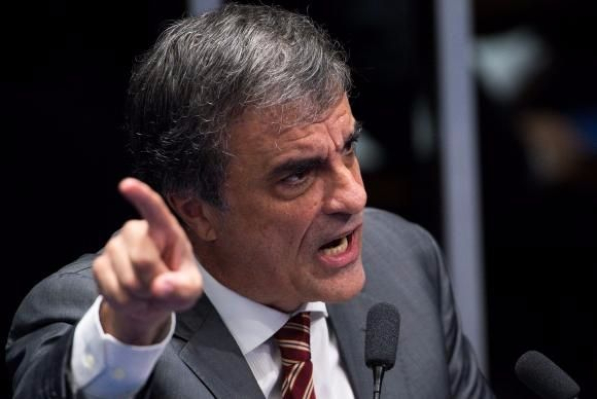 O advogado de defesa, Jos Eduardo Cardozo, adiantou ontem mesmo, logo aps a aprovao do impeachment, que recorreria ao Supremo Tribunal Federal (Imagem: Marcelo Camargo/Agncia Brasil)