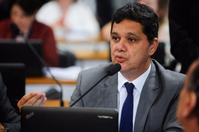 Para Ricardo Ferra�o, autor do projeto, trata-se de verba p�blica de natureza tribut�ria, com cobran�a compuls�ria, o que justifica o controle social, como os demais impostos (Imagem: Marcos Oliveira/Ag�ncia Senado)