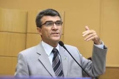 Garibalde Mendon�a parabeniza os engenheiros agr�nomos de Sergipe (Imagem: Site Garibalde Mendon�a)