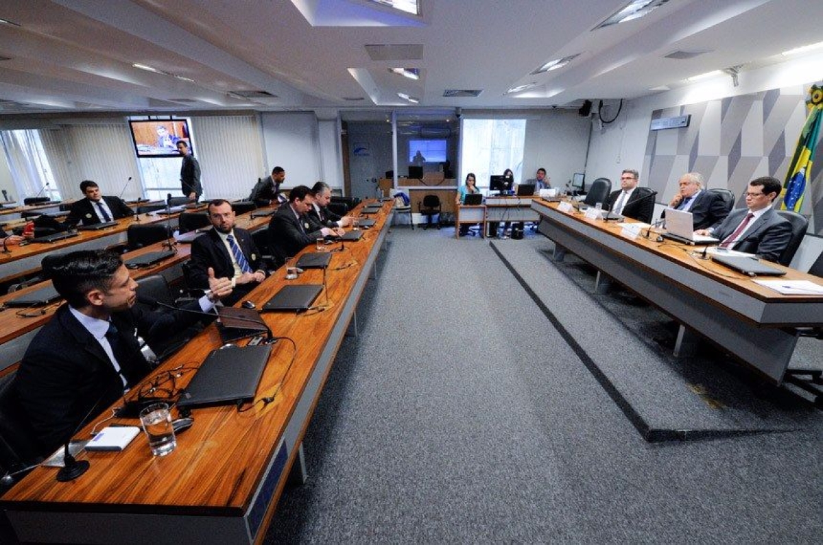 Interven��o estatal na Justi�a Desportiva � inconstitucional, diz relator de comiss�o (Imagem: Edilson Rodrigues/Ag�ncia Senado)