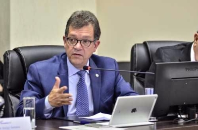Presidente da Fecom�rcio, La�rcio Oliveira (Imagem: Assessoria Fecom�rcio/SE)