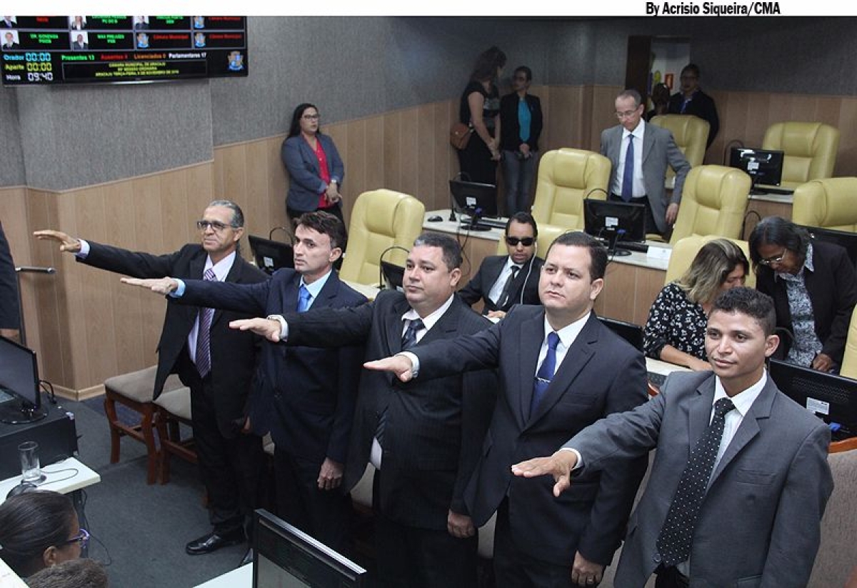 C�mara de Aracaju empossa mais cinco vereadores (Imagem: Acr�sio Siqueira/CMA)